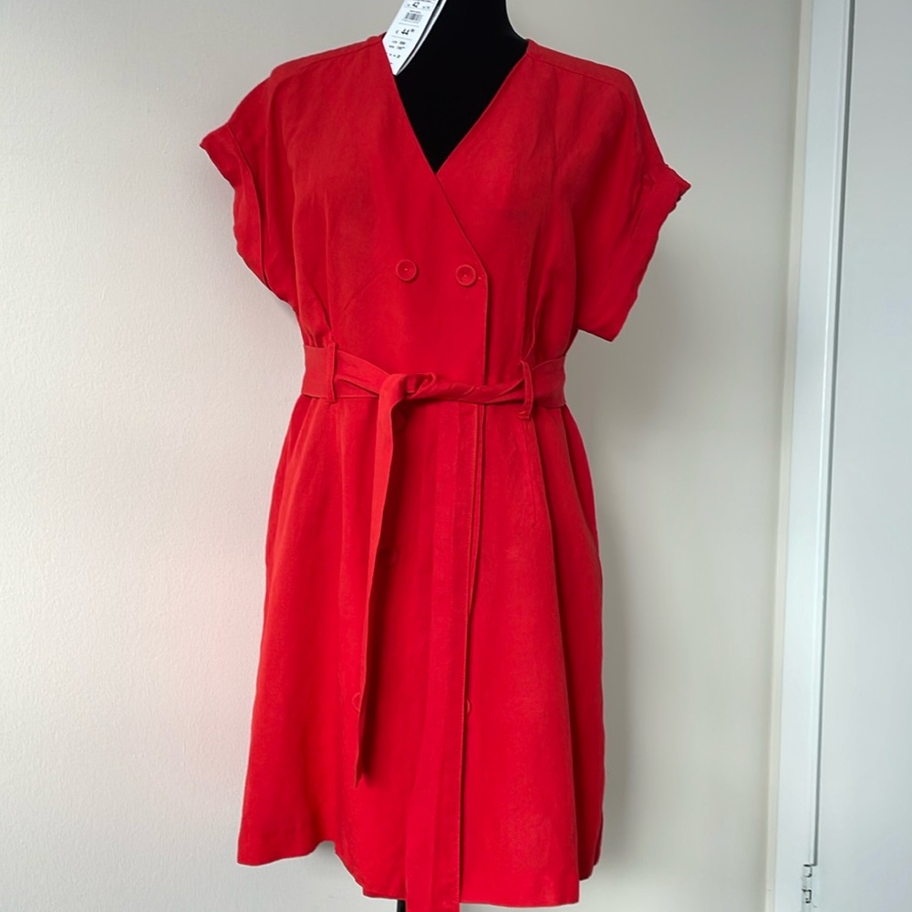 Woman’s Red Linen Blend Dress